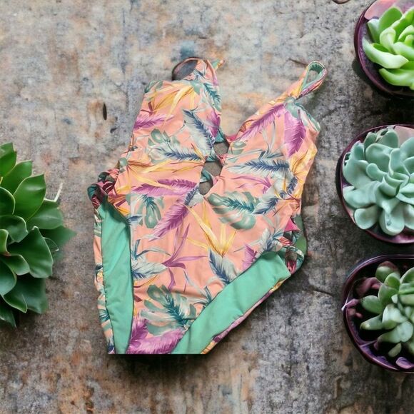 Bar III One Piece Swimsuit - Picture 2 of 9